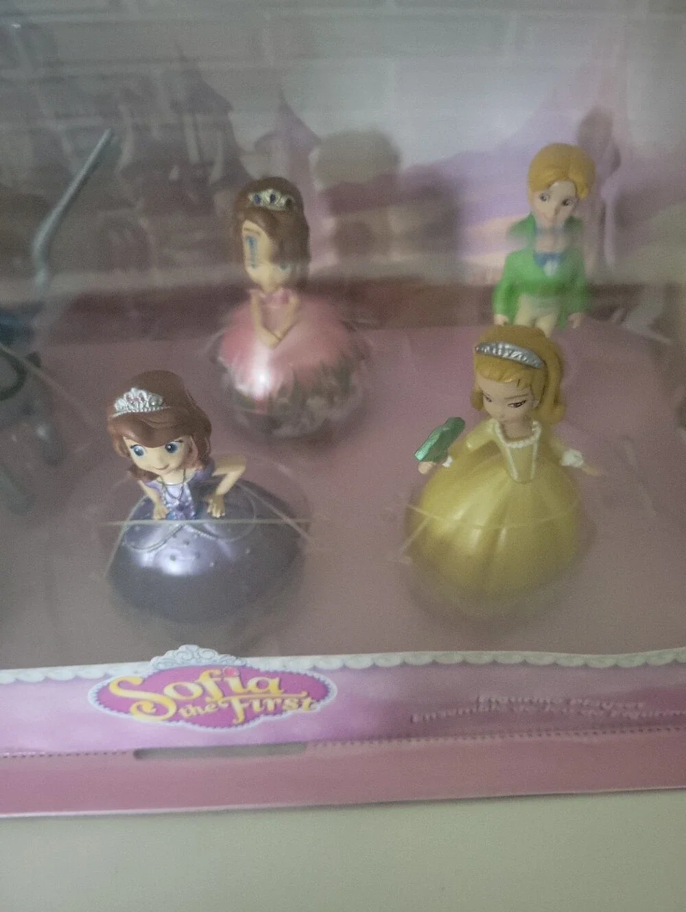 NIB Disney 2012 Sofia The First Exclusive 7 piece Figurine Playset - Sealed
